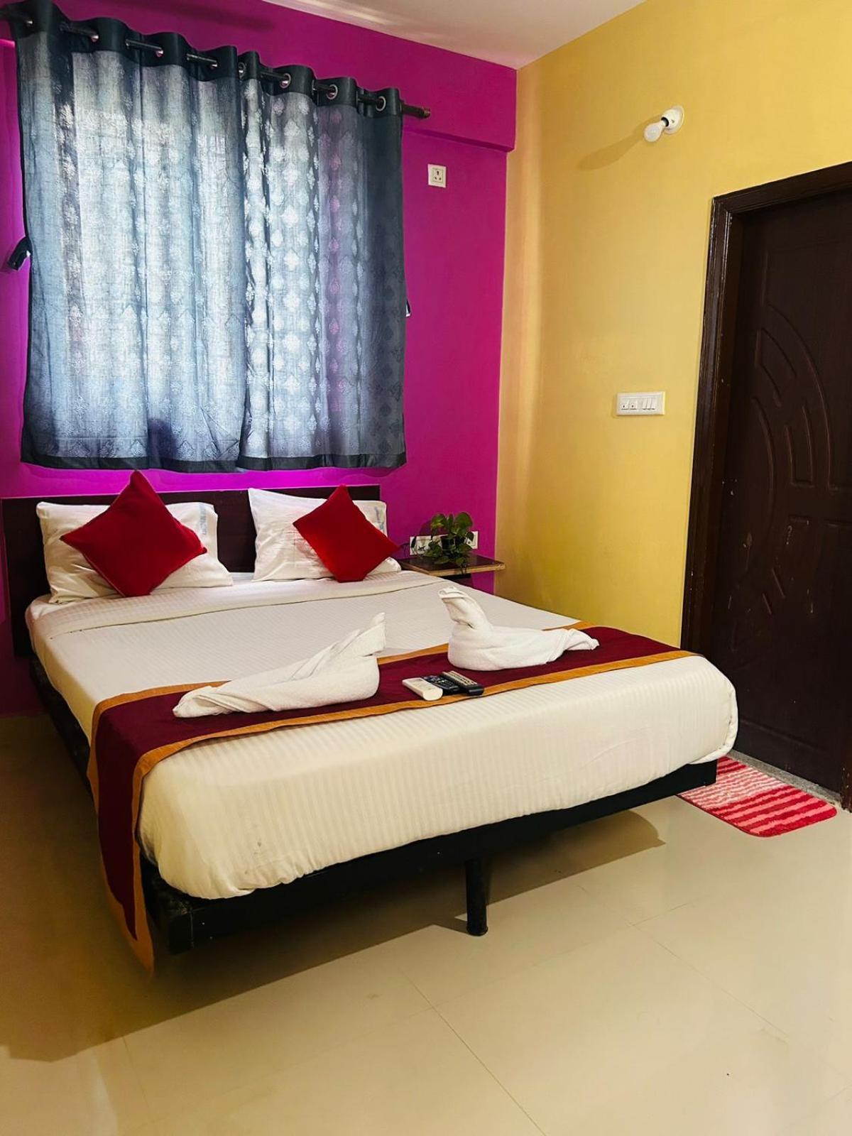 Hotel Prakrathi Residency Bengaluru Zewnętrze zdjęcie