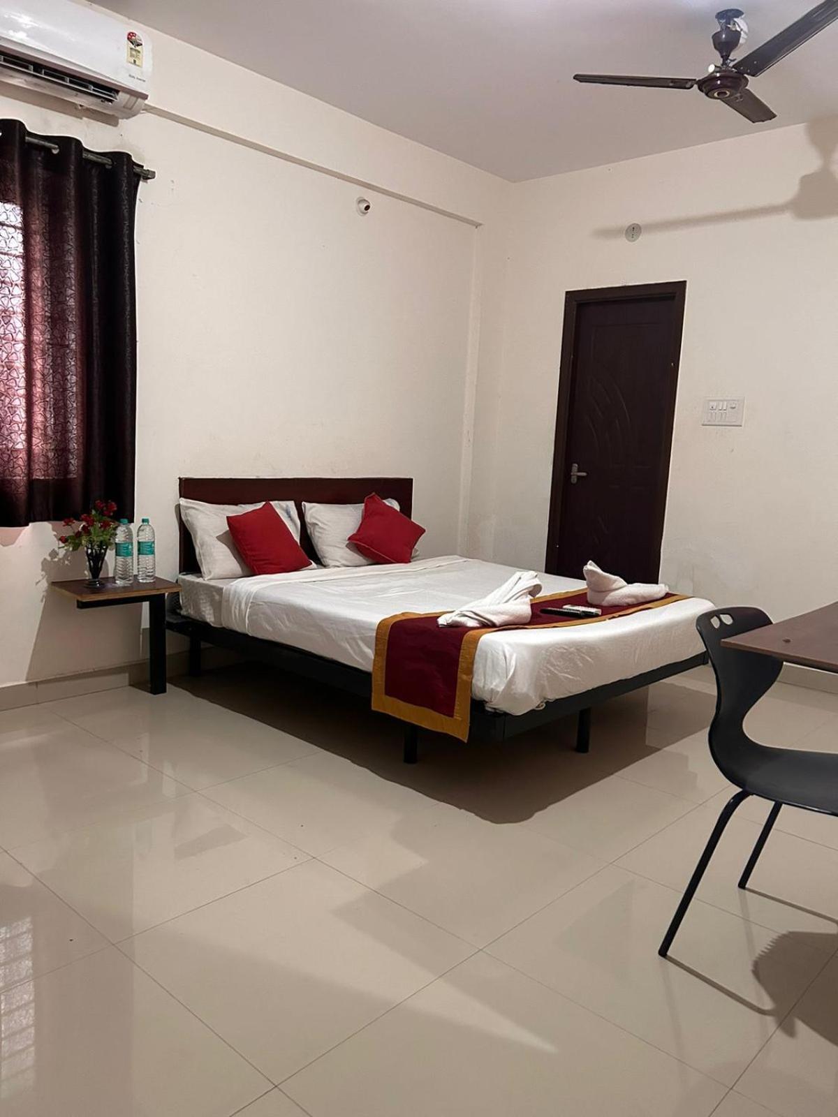 Hotel Prakrathi Residency Bengaluru Zewnętrze zdjęcie