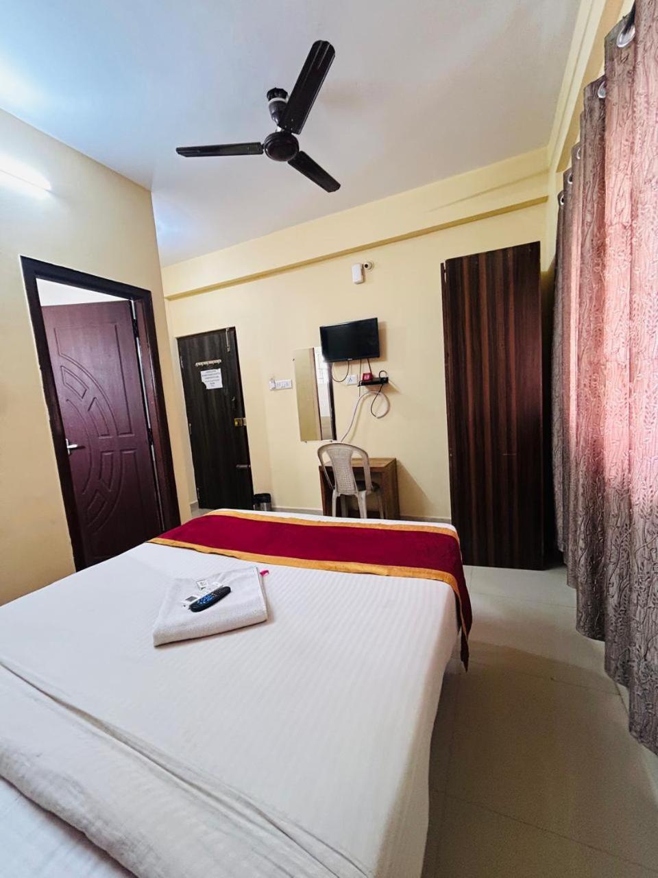 Hotel Prakrathi Residency Bengaluru Zewnętrze zdjęcie
